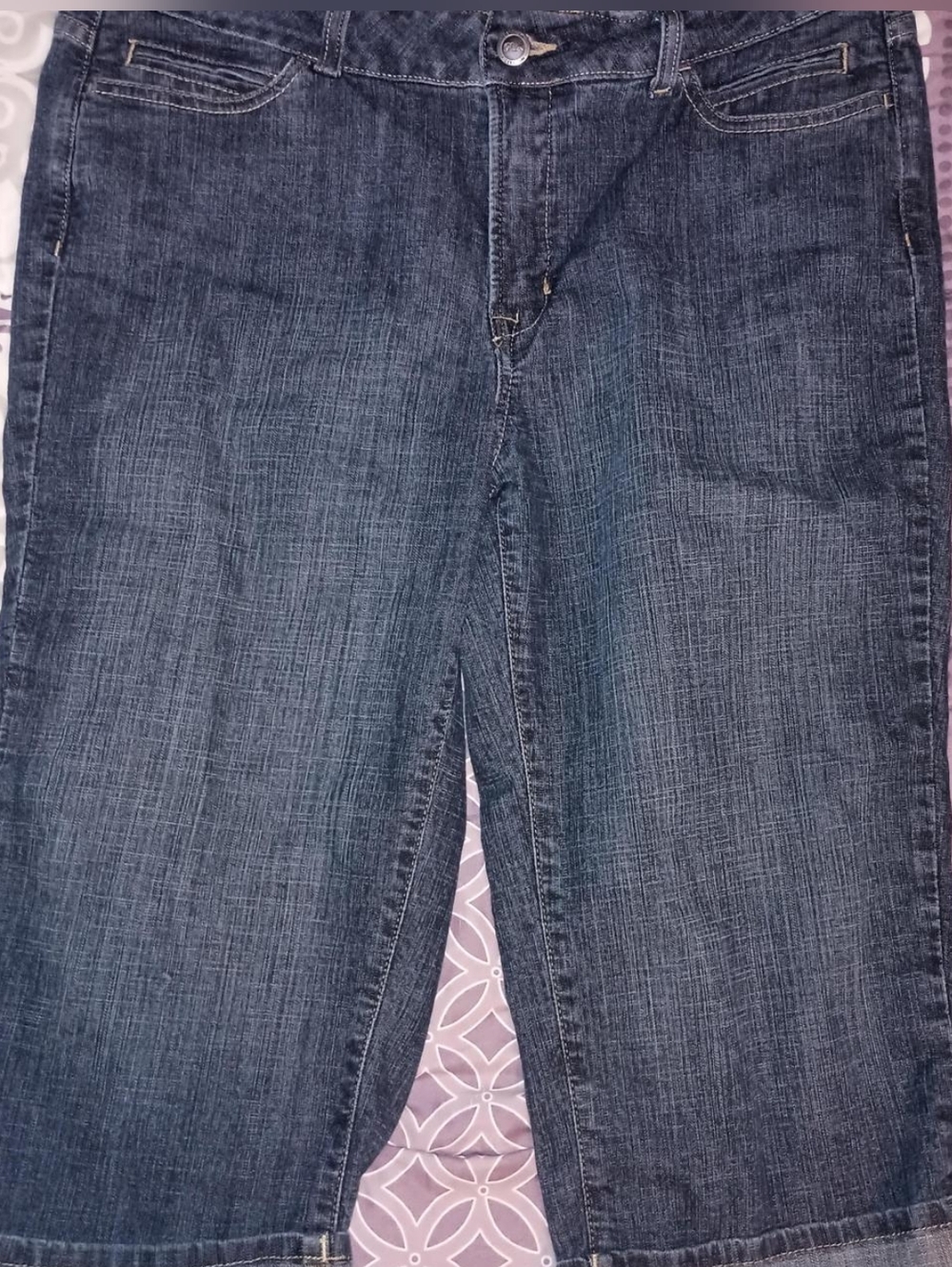 Lee Riders Dark Wash Cropped Jeans